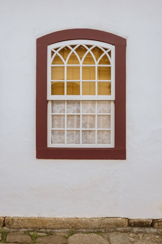 Arched Window Repair in Kansas City, KS