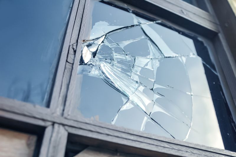 Cracked Window Repair in Olathe, KS